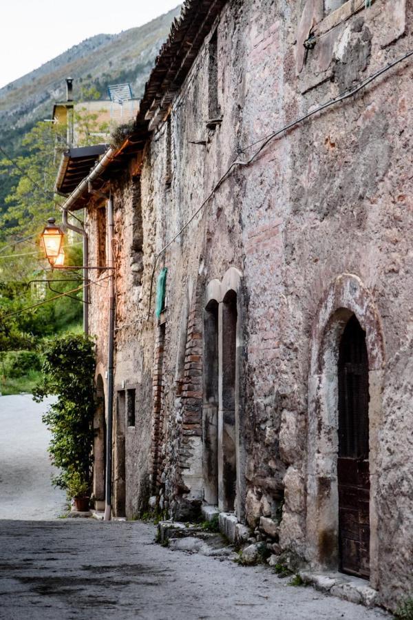 Lavistadeisogni Antica Celano Exterior foto